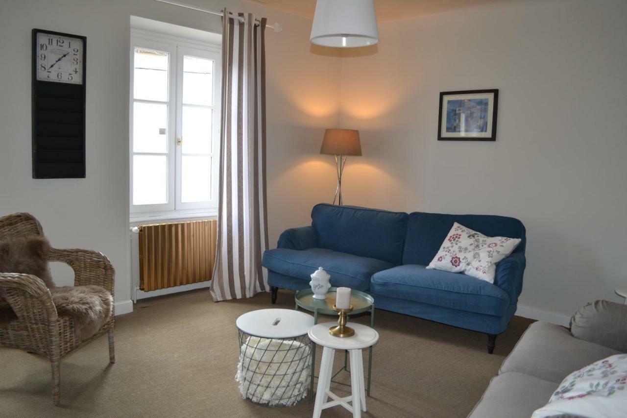 Appartement Passe Partout Lucenay-l'Eveque Ngoại thất bức ảnh