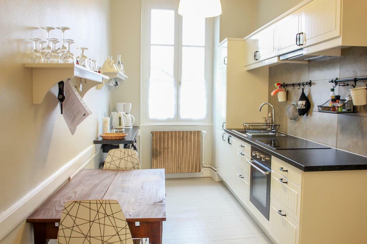 Appartement Passe Partout Lucenay-l'Eveque Ngoại thất bức ảnh